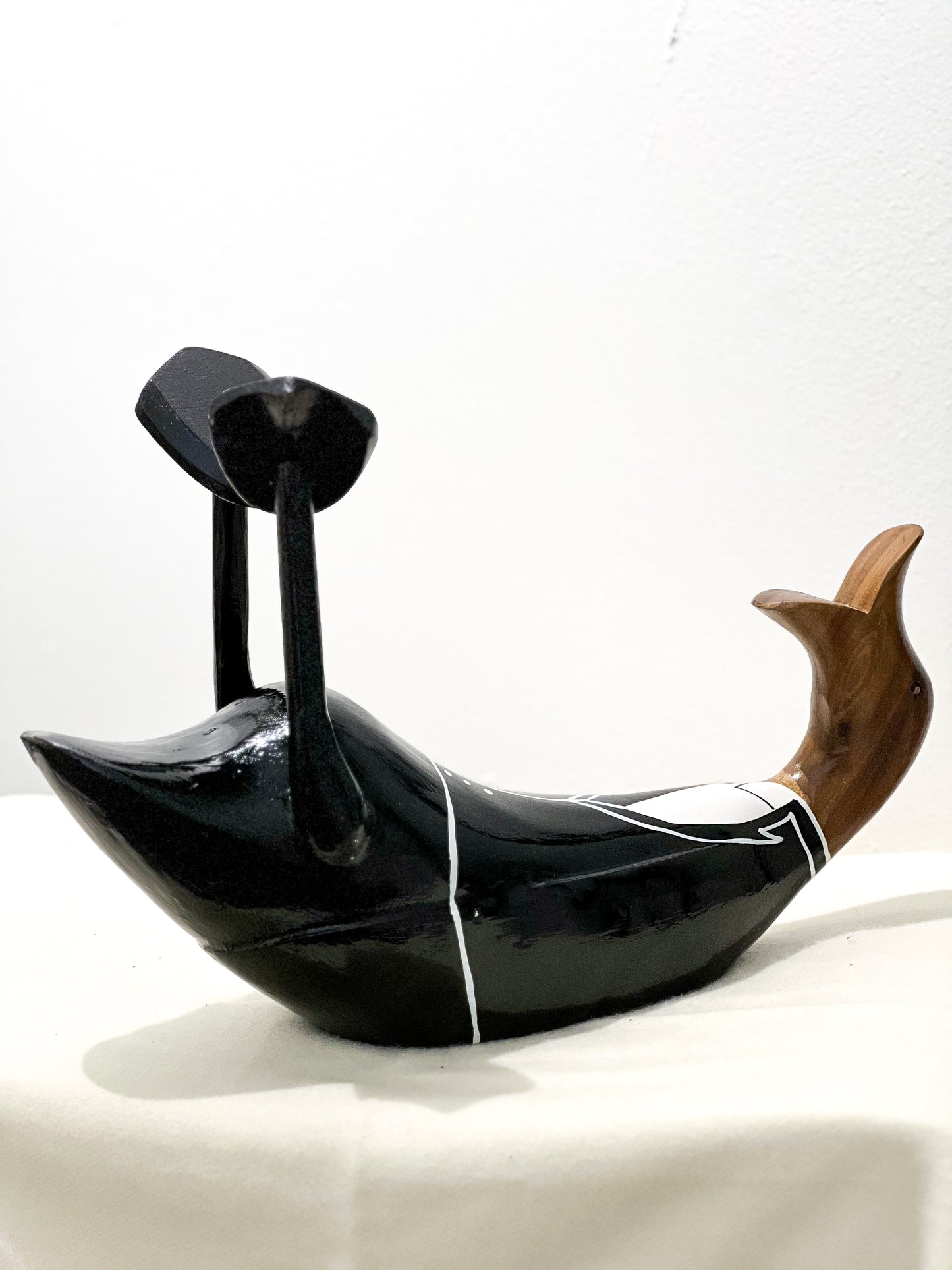 Weinhalter Ente (Schwarzer Anzug)