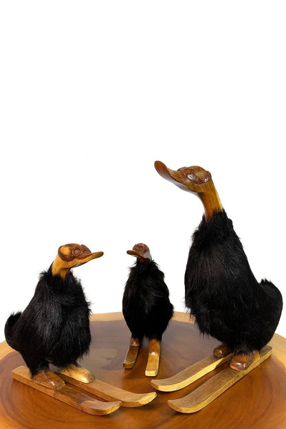 Ente mit Fellmantel (schwarz)