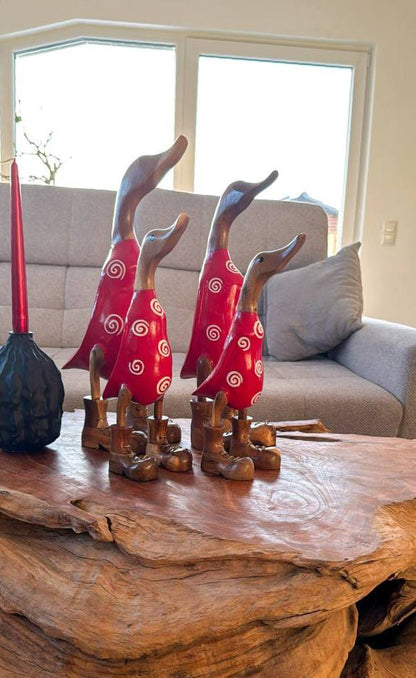 Enten Familie (Rote Kleidung)