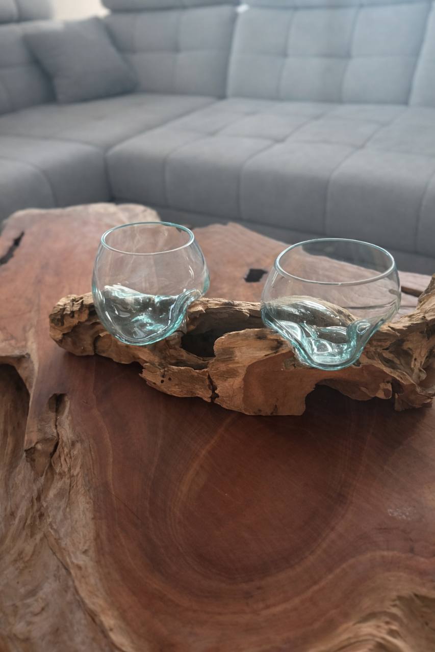 Dekoratives Glas-Set aus Teakholz