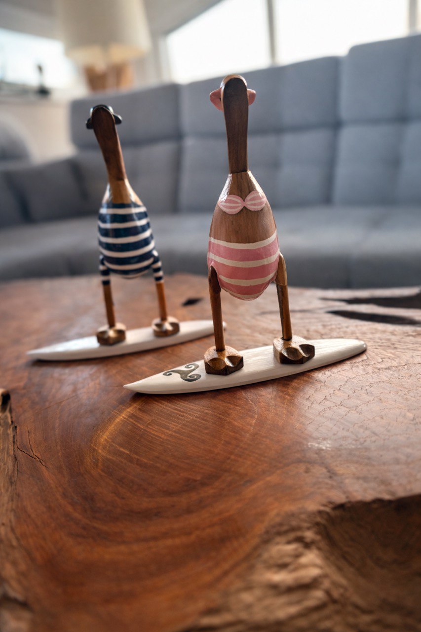 Dekorative Surf-Enten aus Holz
