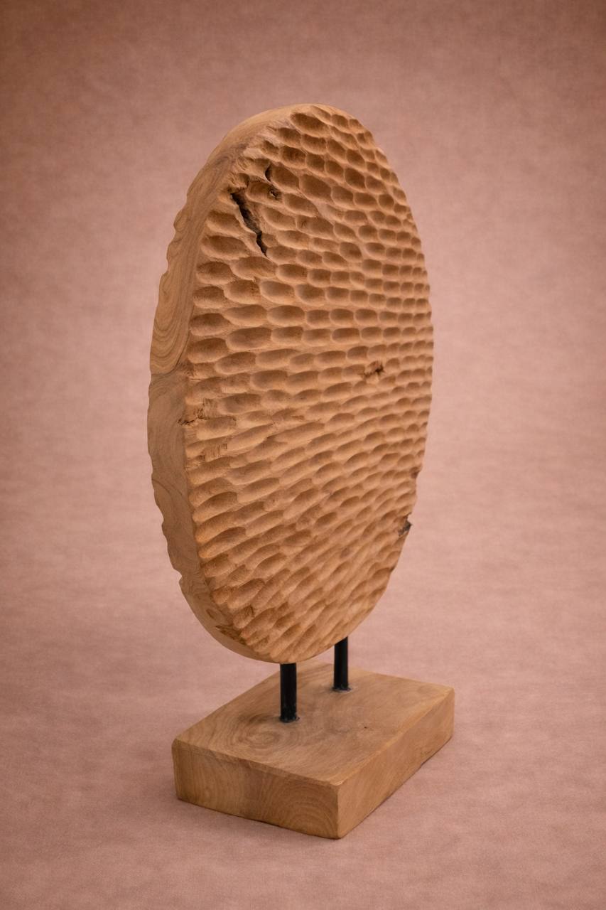Dekoratives Holzobjekt aus Teak