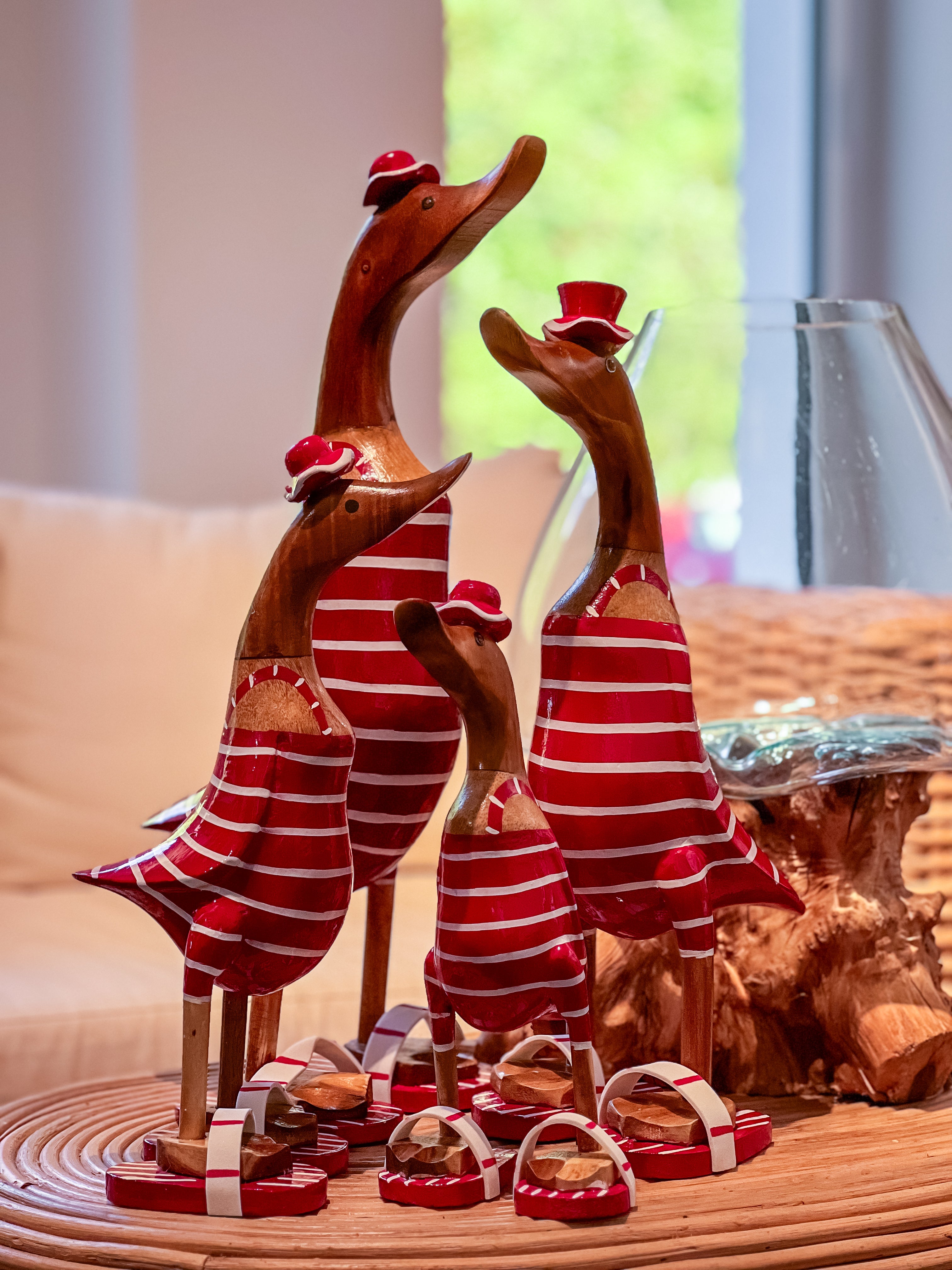 Bade Enten Familie (Rot-Weiß Gestreift in Flip-Flops)