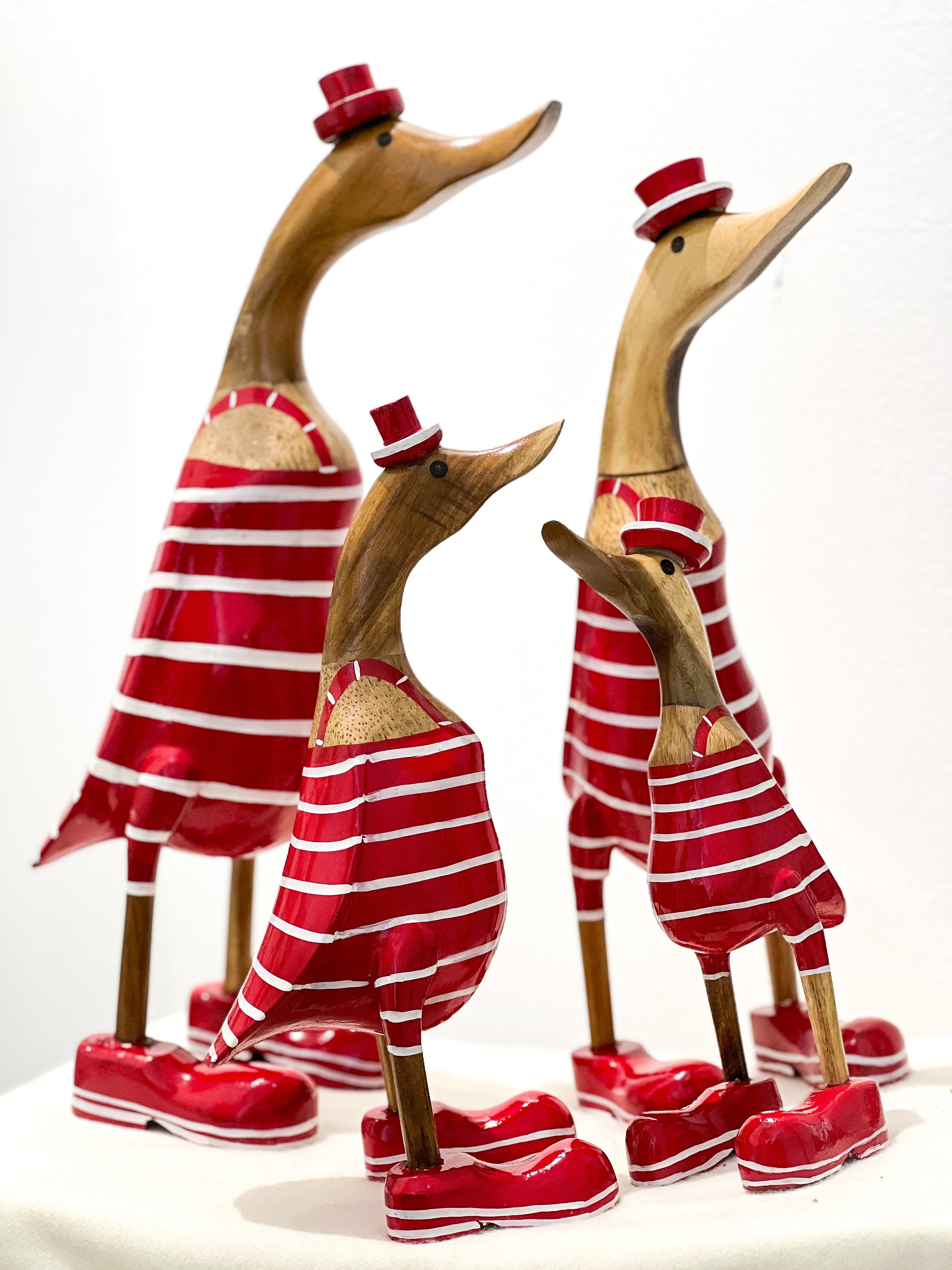 Bade Enten Familie (Rot-Weiß Gestreift in Boots)