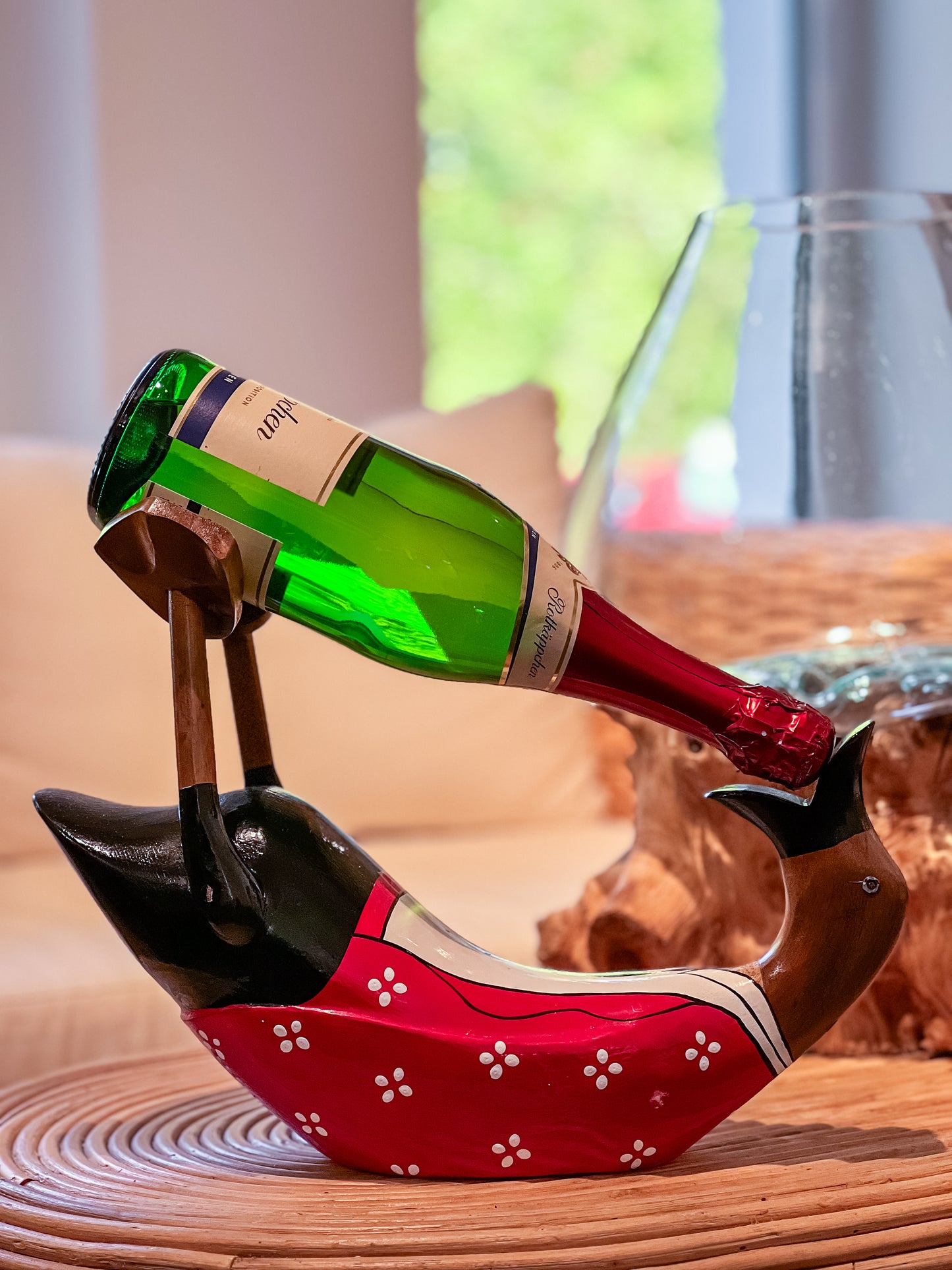 Weinhalter Ente (Roter Anzug)