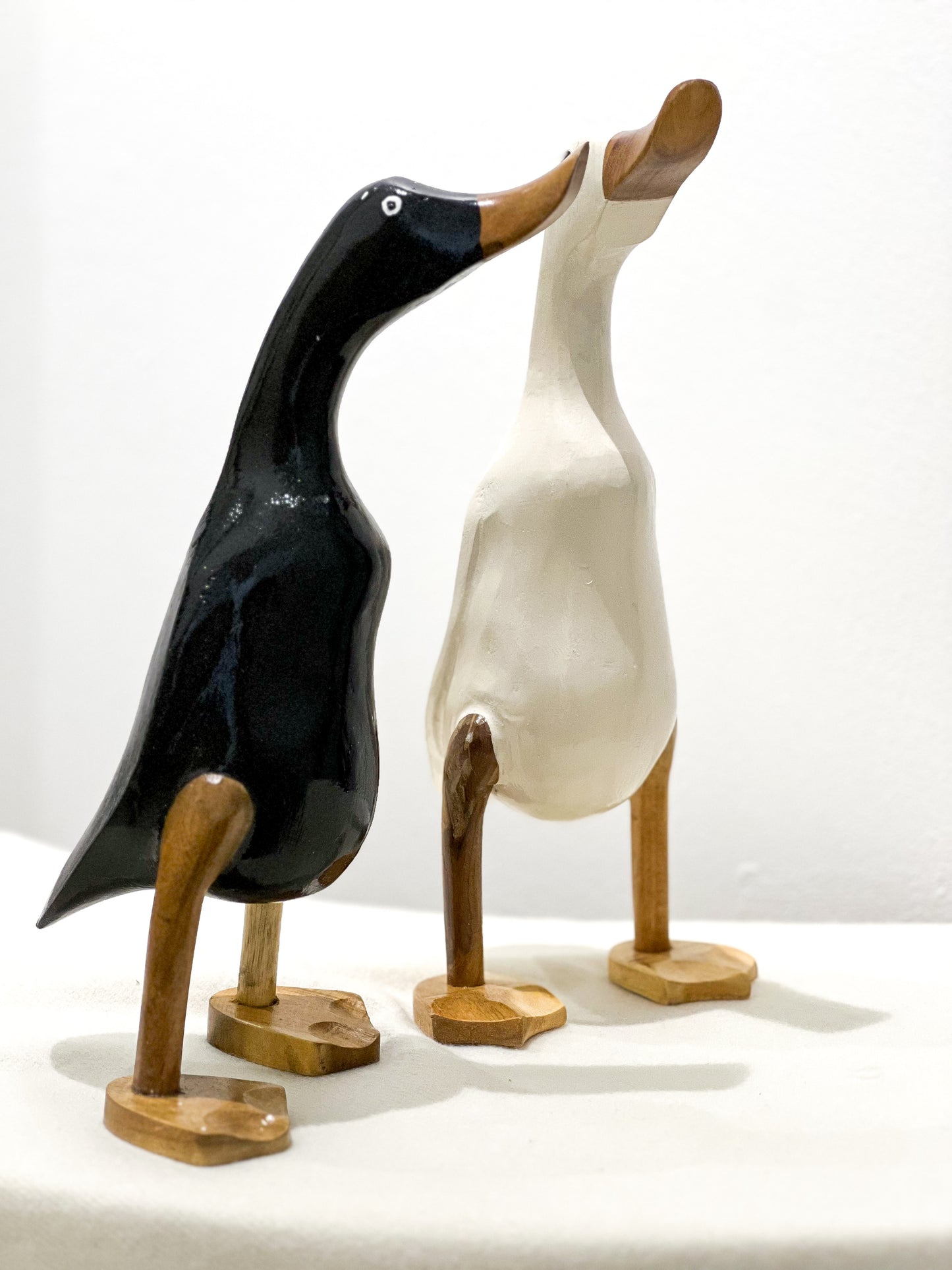 Weiß/Schwarz Lackierte Enten