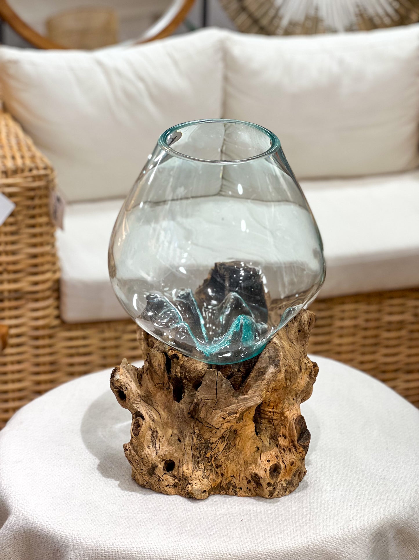 Glasvase mit natürlichem Holz Akzent