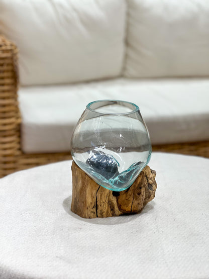 Glasvase mit natürlichem Holz Akzent