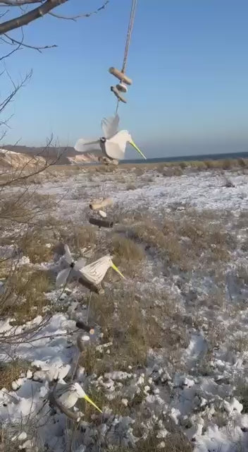 Windspiel aus Treibholz (Weiẞe Möwen)