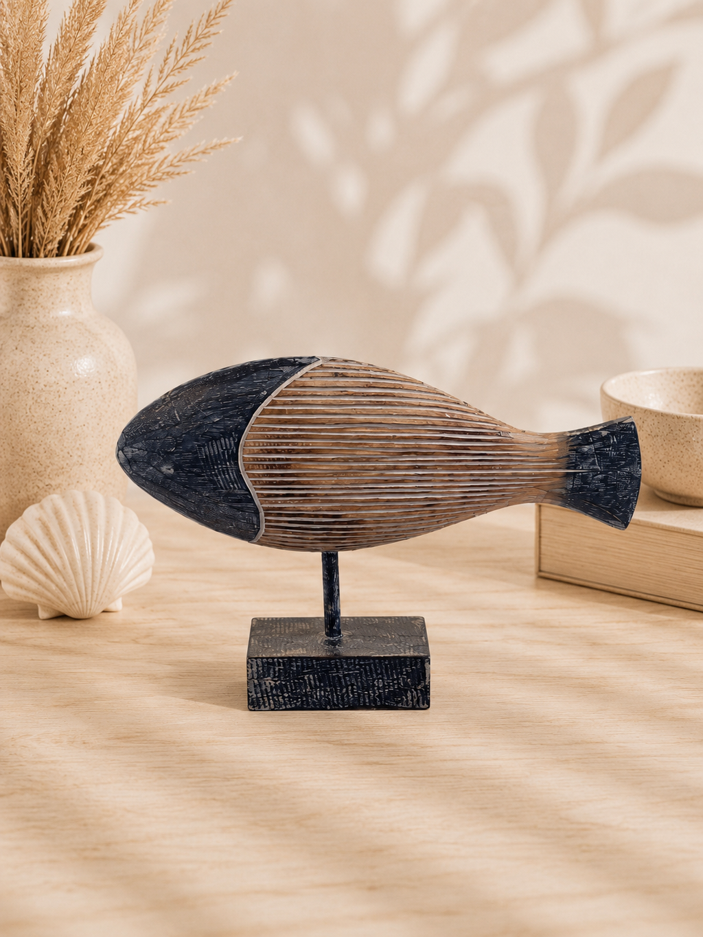Dekorative Fischfiguren – Handgefertigtes 3er-Set aus Holz | Maritime Deko | Dunkelblau