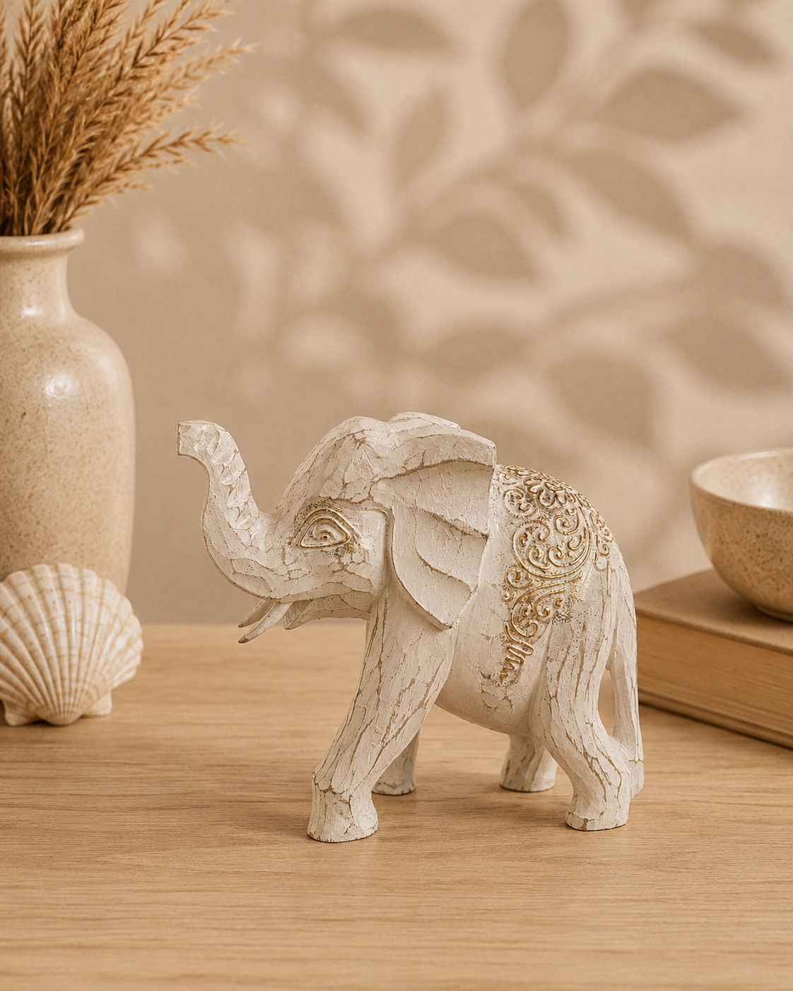 Handgefertigte Elefantenfigur aus Holz | Weiß