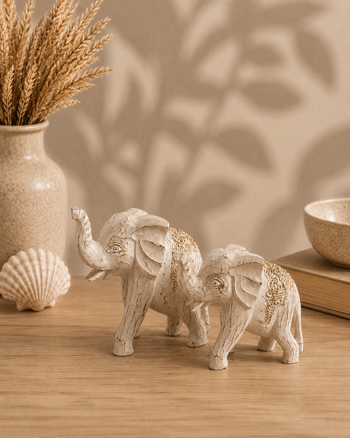 Handgefertigte Elefantenfigur aus Holz | Weiß